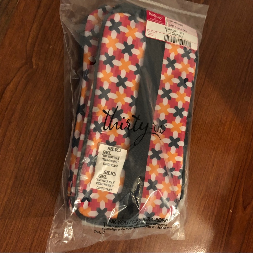 Glamour Case/Thirty one